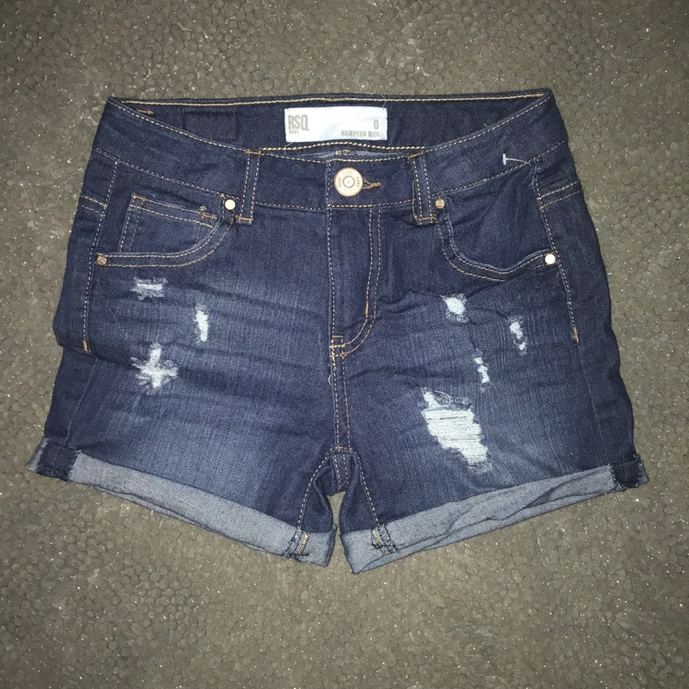 Nwot distressed shorts